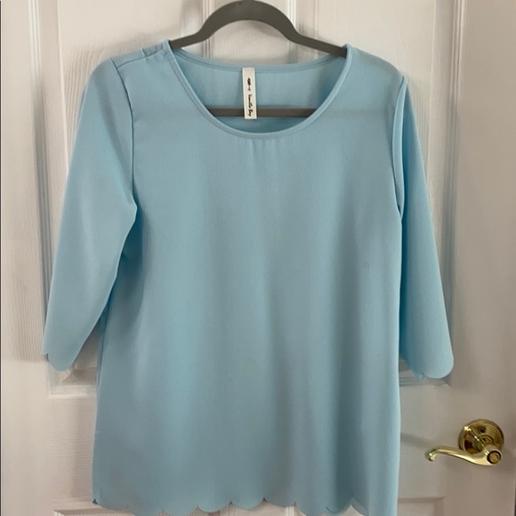 Vanilla Bay Tops - Beautiful baby blue tunic top 3/4 sleeve